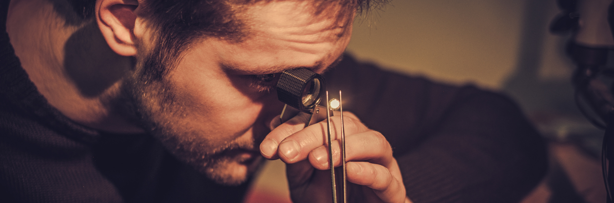 Why Jaipur is the Hub for Jewellery: Choose Bhavya Gems & Jewels for Your Retail Journey